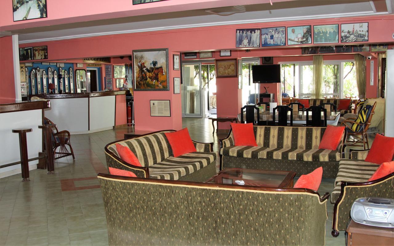 Kasgar Court Hotel Ayvaryara Zewnętrze zdjęcie