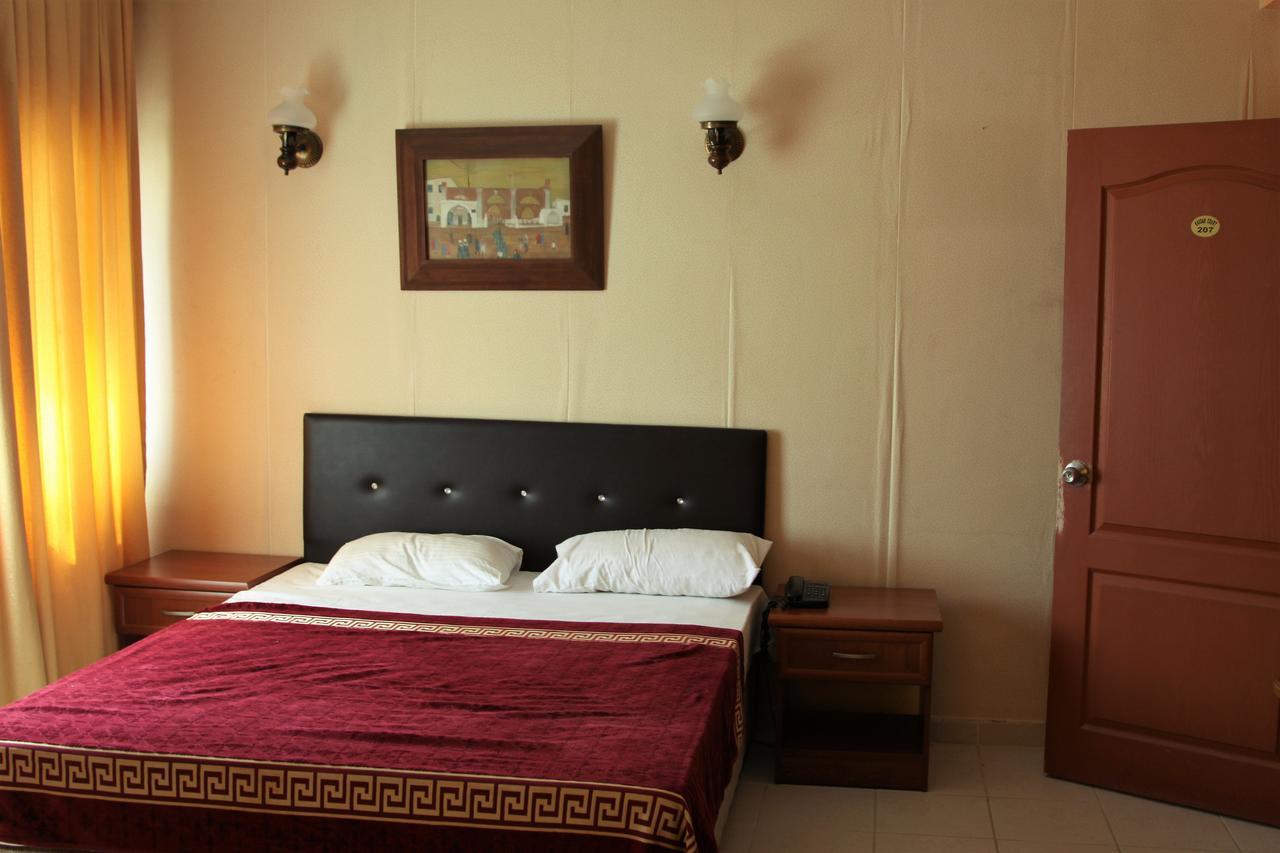 Kasgar Court Hotel Ayvaryara Zewnętrze zdjęcie