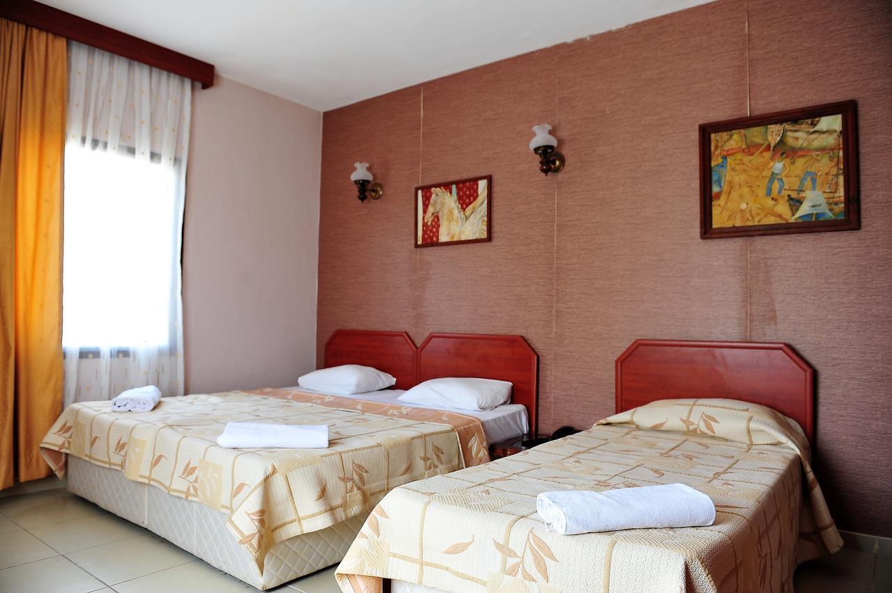 Kasgar Court Hotel Ayvaryara Zewnętrze zdjęcie