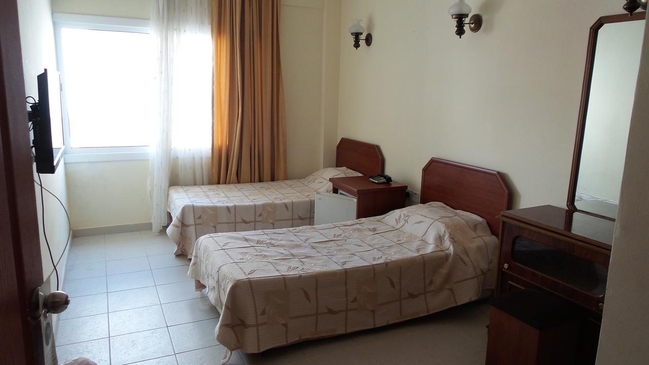 Kasgar Court Hotel Ayvaryara Zewnętrze zdjęcie