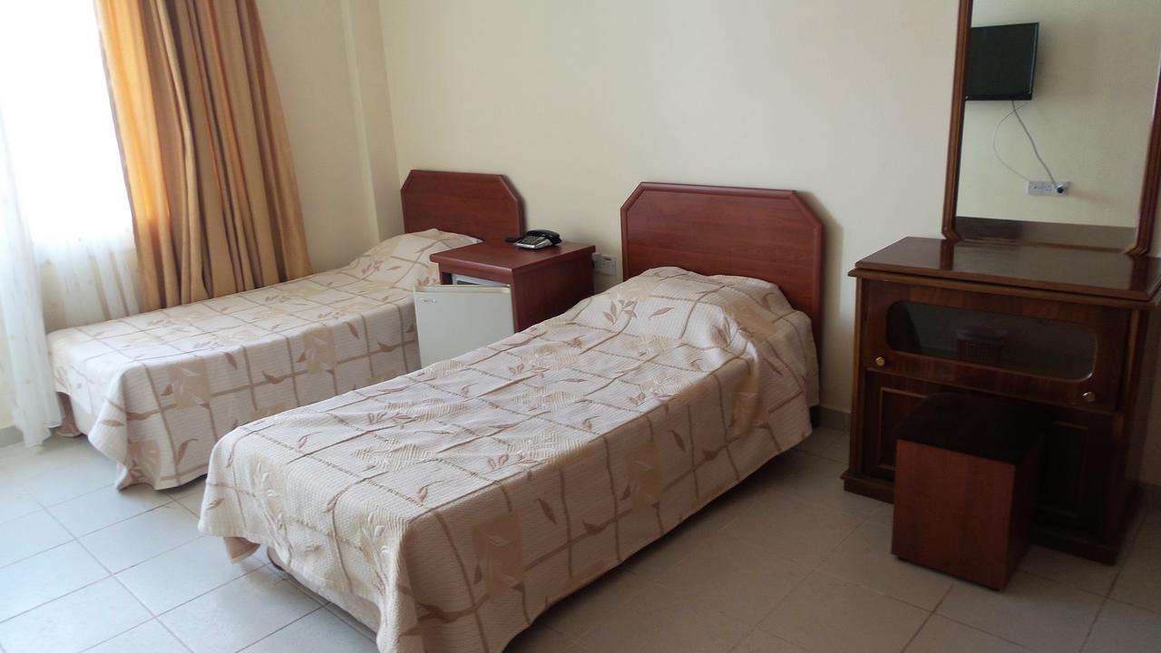 Kasgar Court Hotel Ayvaryara Zewnętrze zdjęcie